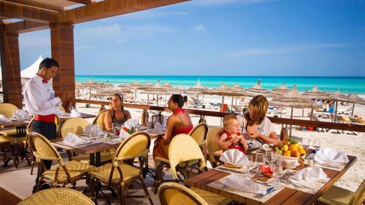 Djerba Plaza Thalasso & Spa 特里法 外观 照片