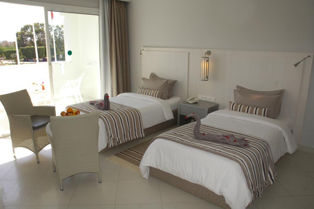 Djerba Plaza Thalasso & Spa 特里法 外观 照片
